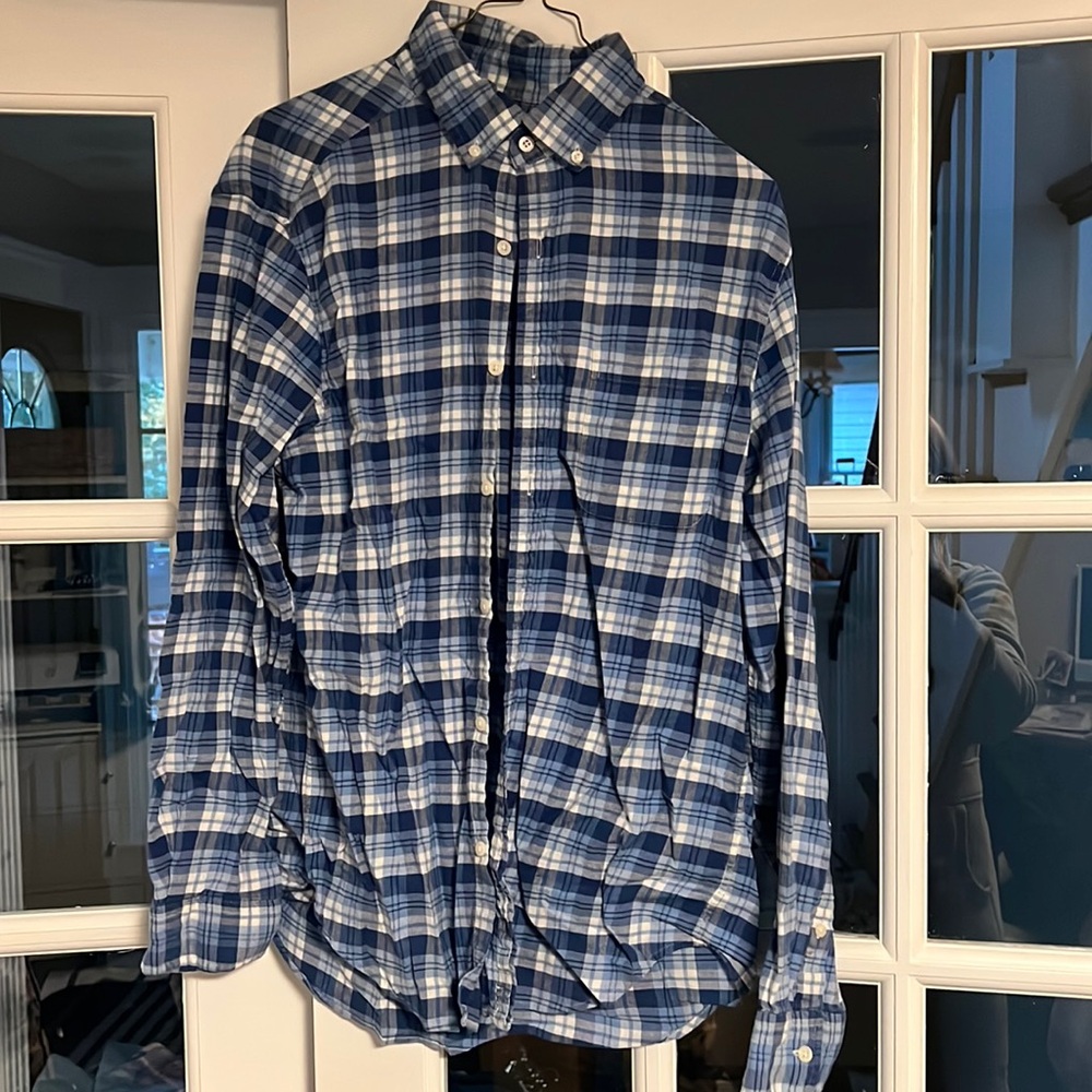 Vineyard Vines Men’s Classic fit Murray flannel plaid button down